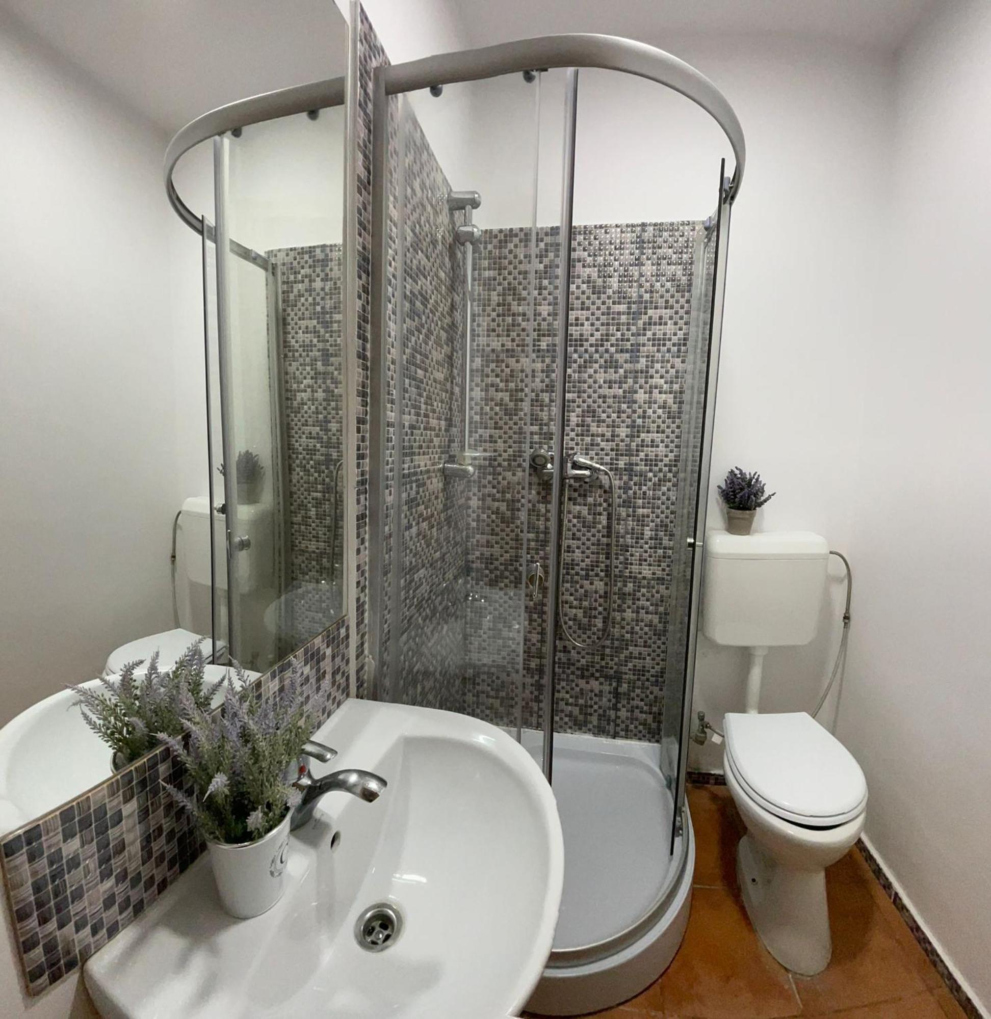 Mossapartments Бухарест Экстерьер фото